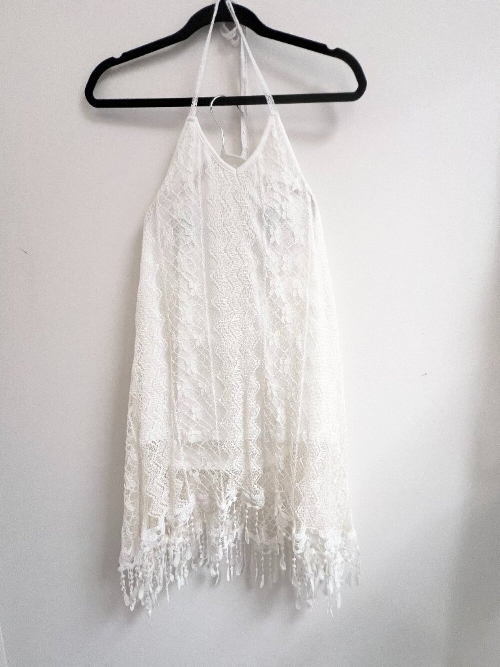 White Romantic Crochet Tassel Handkerchief Hem Babydoll TankListing Description